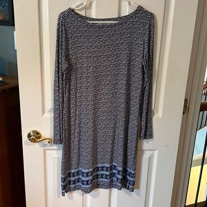 Vineyard Vines above the knee blue pattern dress